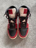 Nike Air Jordans 1 mid (chigaco toe) Sachsen - Neukieritzsch Vorschau