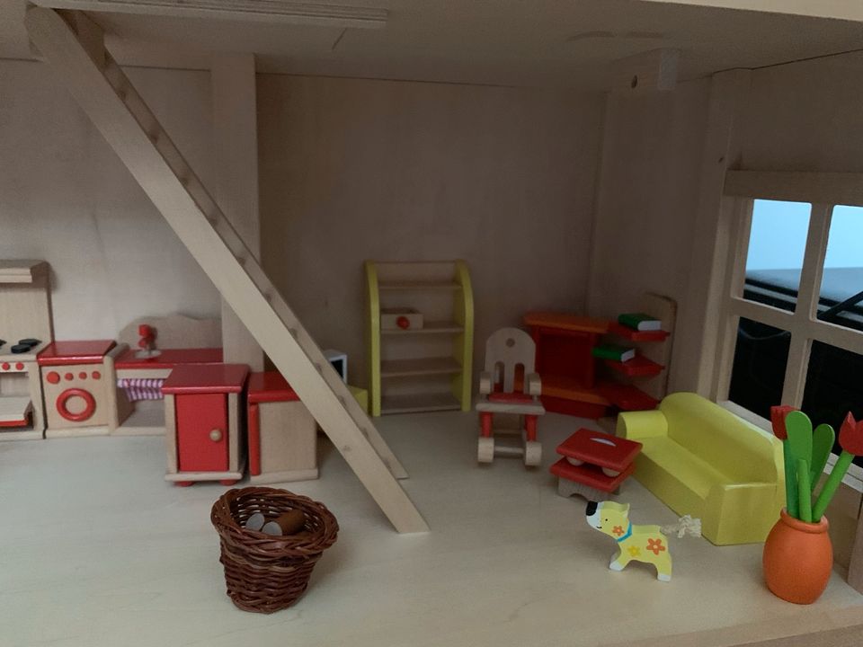 Goki Puppenhaus, Puppenstube aus Holz komplett in Ahrensfelde