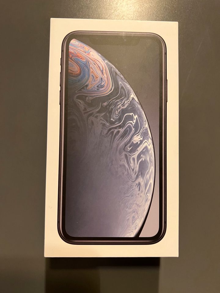 Apple IPhone XR 64GB in Lübeck