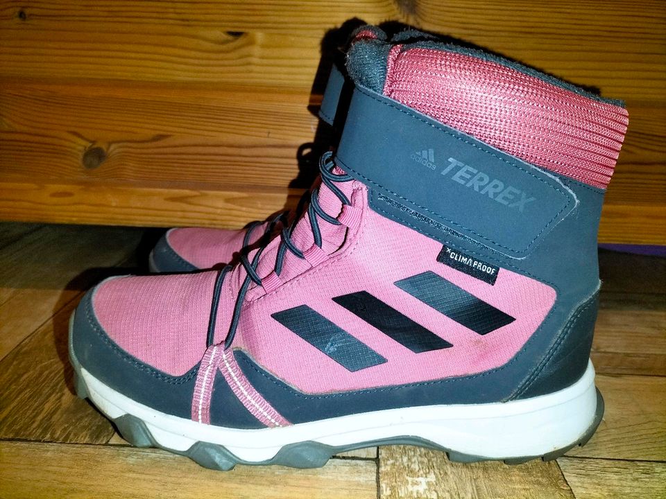 Mädchen Schuhe Adidas Terrex Outdoor Wandern Gr. 36 2/3 rosa in Siegen