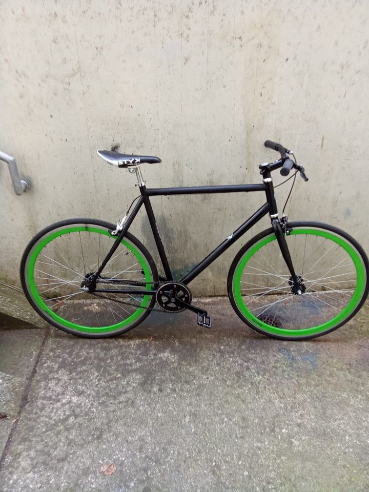 Top Zustand Fixie Fahrrad in Nürnberg (Mittelfr)