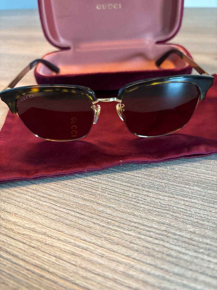 Gucci Sonnenbrille in Geestland