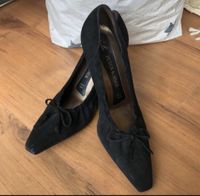 NEU Schwarze Wildleder Pumps Peter Kaiser Gr. 6 / 39 Klassiker Innenstadt - Köln Altstadt Vorschau