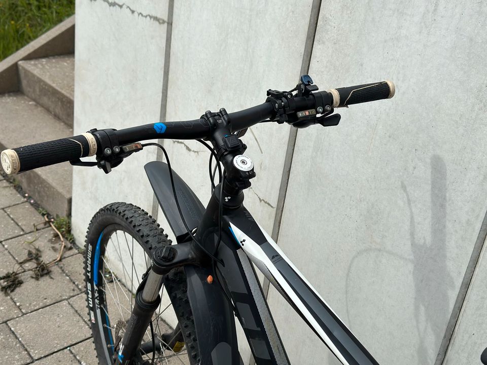 Fahrrad CUBE Mountainbike MTB 27,5 Zoll  AIM in Büdingen