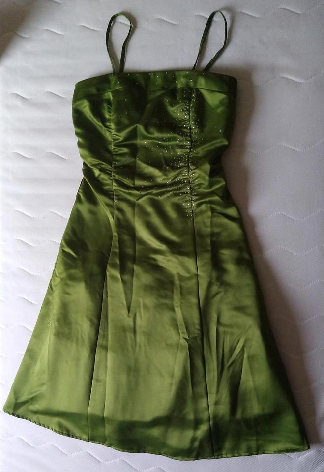 (Abi-)Ballkleid, Abendkleid, trägerlos/mit Trägern, Strass, Tüll in Hamm