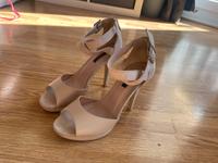 Highheels offen nudefarben Gr. 38 Köln - Mülheim Vorschau