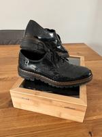 Rieker Lackleder Schnürschuhe Damen dunkelblau glänzend Gr.38 Nordrhein-Westfalen - Bad Münstereifel Vorschau