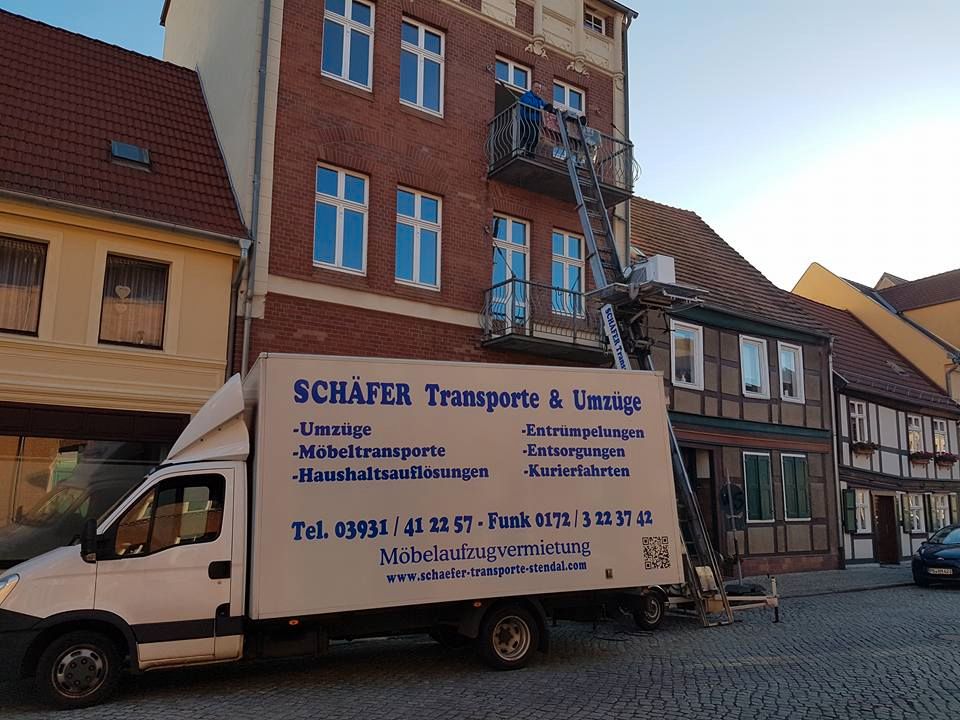 SCHÄFER MÖBELLIFT / UMZUGSLIEFT / AUSSENAUFZUG VERMIETUNG in Brandenburg an der Havel