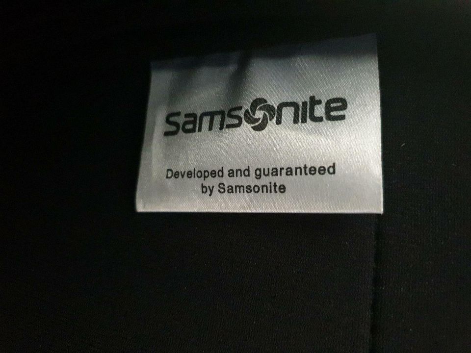 Samsonite Laptop /Tablet- Tasche, weich gepolstert in Wenzendorf