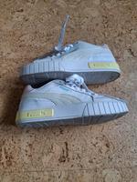 NEUWERTIGE  Puma Sneaker Schuhe , Gr 36 Hessen - Hessisch Lichtenau Vorschau