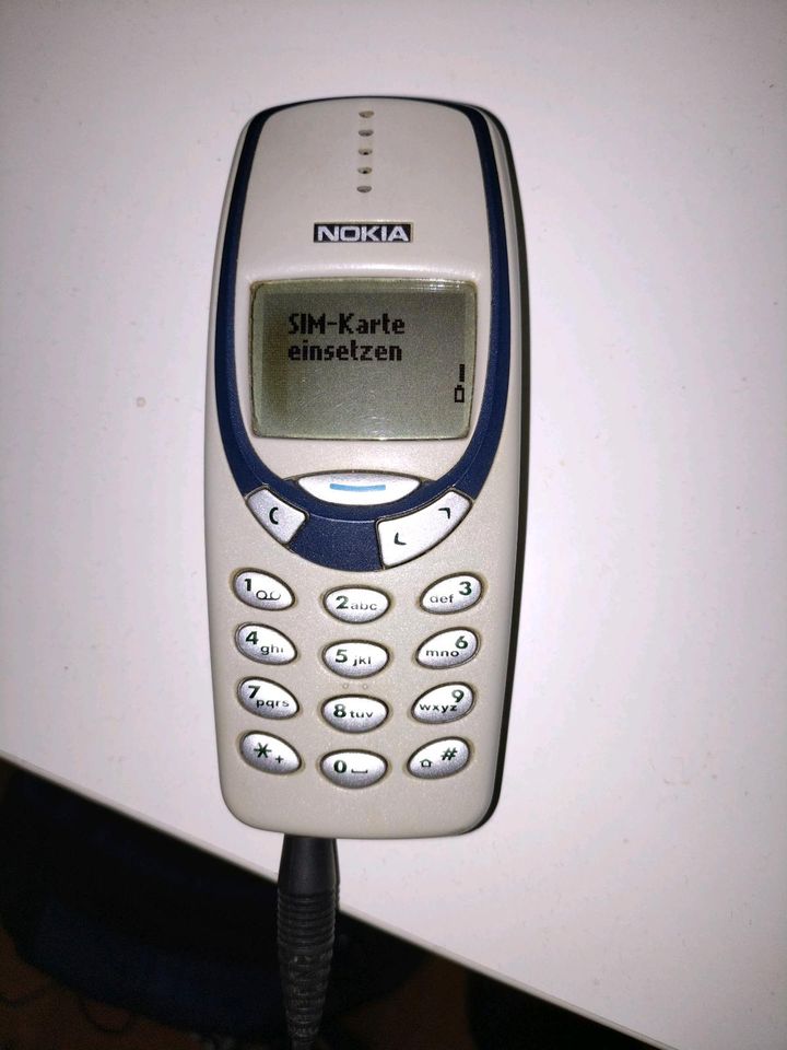 Handy Nokia 3330 grau, mit Ladegerät + Akku, Retro, Mobil-Telefon in Durach