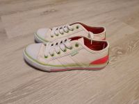 Turnschuhe Chucks Gr. 39 Creme weiß neongrün neonpink Nordrhein-Westfalen - Lippstadt Vorschau