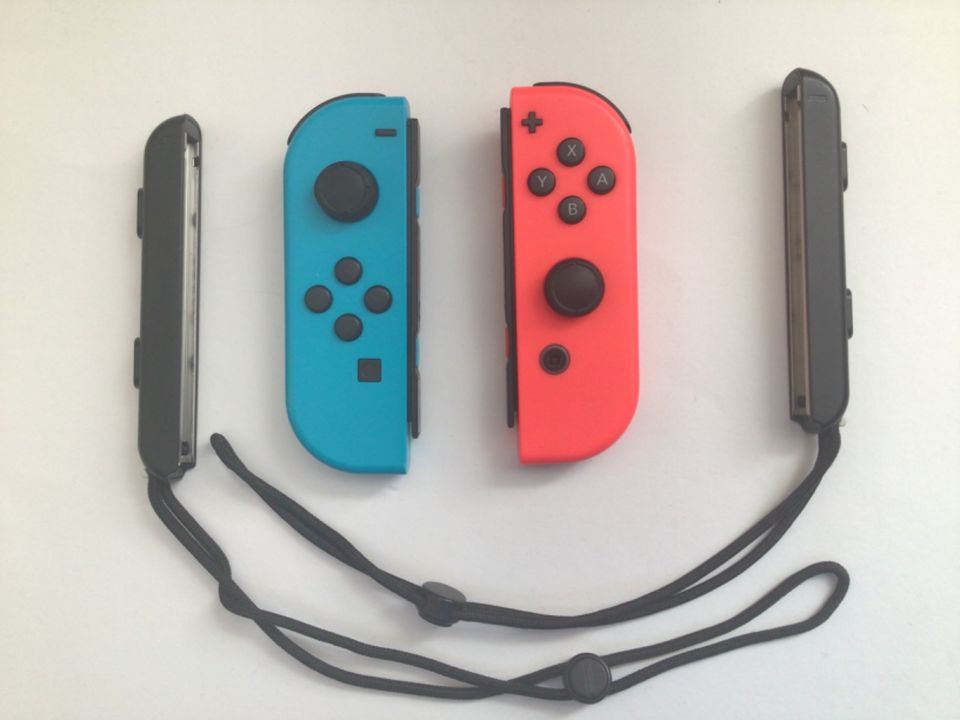 Nintendo Switch Joy-Cons in Neuenrade