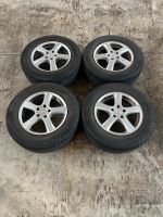 VW Tiguan 5N 16 Zoll Felgen Winterreifen Winterräder 215/65 R16 Bayern - Kösching Vorschau