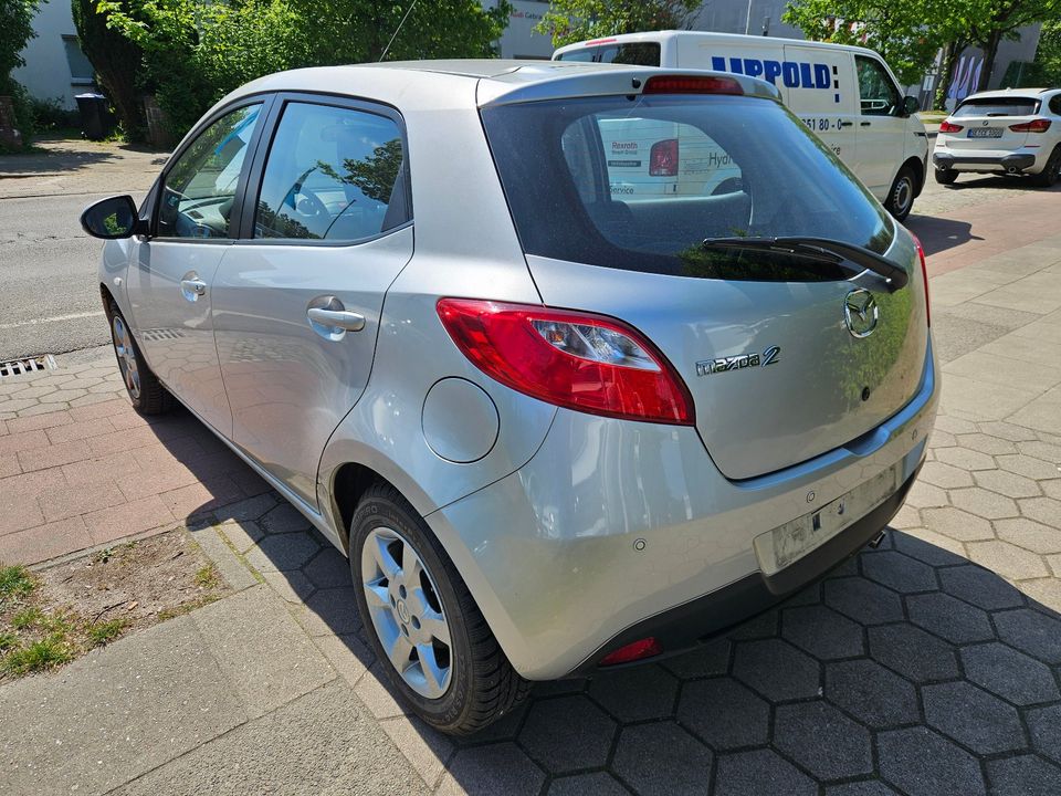 Mazda 2 Lim. 1.3 Active in Hamburg