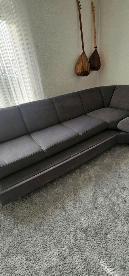 Alcantara-Sofa in Leonberg