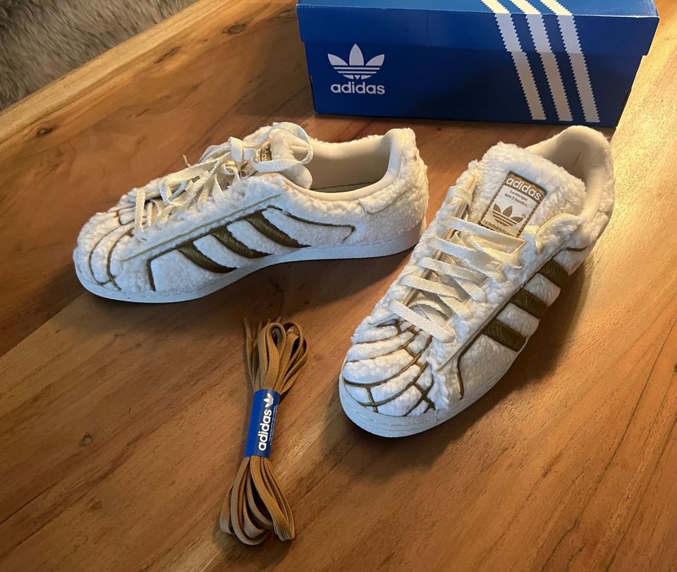 Adidas Superstar Conchas White Weiß 44 Neu/OVP RAR in Aachen