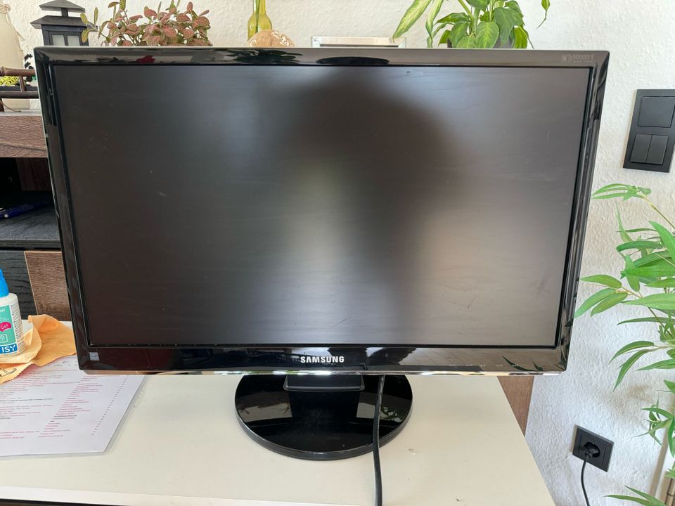 Samsung Monitor / Bildschirm 2494SW 24 Zoll in Berlin