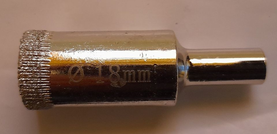 Einzelne Bohrkronen, Diamantbeschichtet, 10-45mm, unbenutzt in Amberg