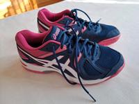 Sehr gut erhaltene Sport- bzw.  Freizeitschuhe von asics Saarland - Heusweiler Vorschau