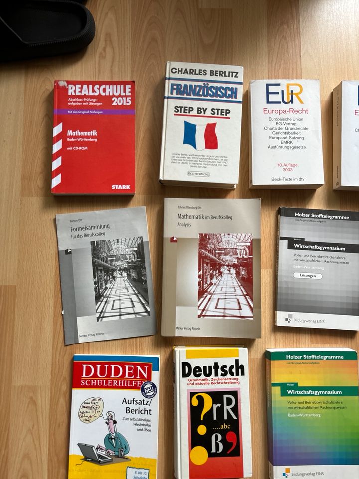 Bücherpaket Schule Mathe, Deutsch, Wirtschaft (18 Stück) in Stuttgart