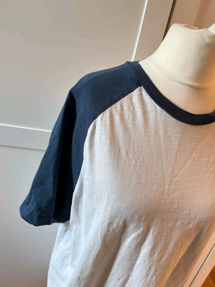 Herren T-Shirt Größe L von Pull & Bear in Kamp-Lintfort