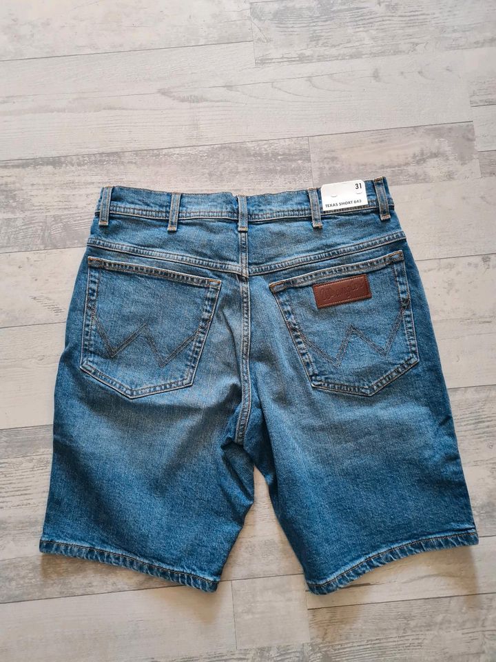 Wrangler kurze jeans in Gladbeck