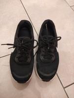 Nike Revolution Turnschuhe Sportschuhe Gr. 41 8 Damen Jungen Bayern - Mintraching Vorschau
