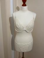 BH 90C + 2x Tanga in XL Primark creme NEU Spitze Eimsbüttel - Hamburg Stellingen Vorschau