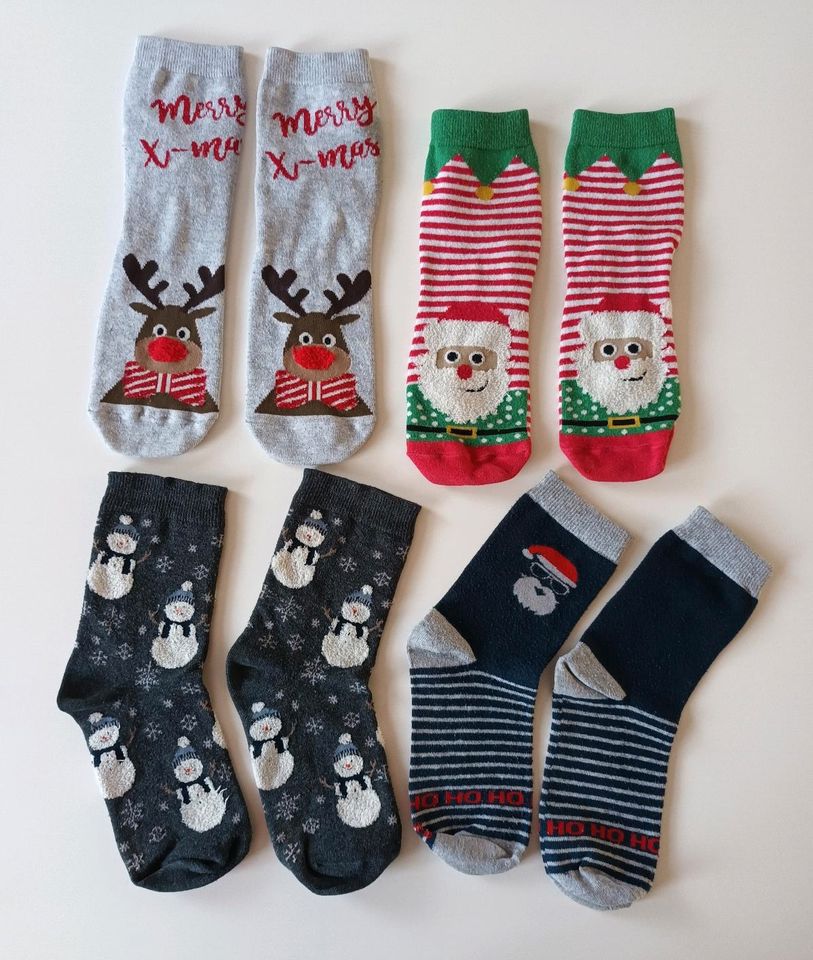 4 Paar Socken Weihnachten Damen Kinder in Oebisfelde-Weferlingen