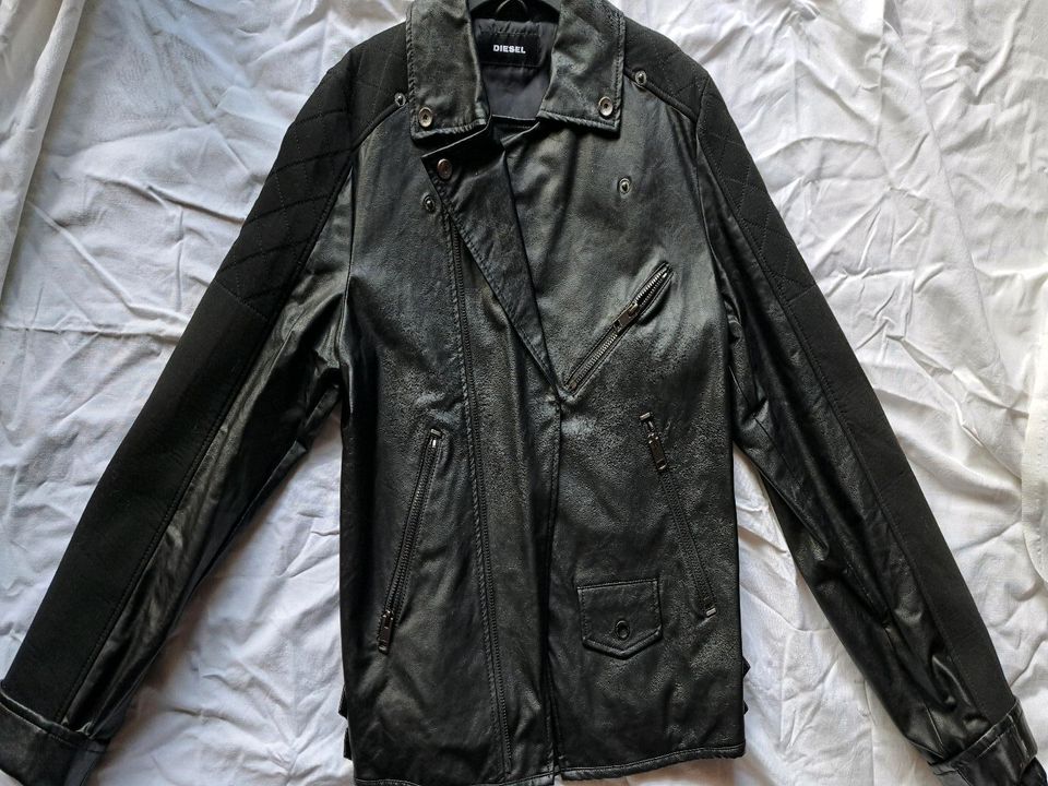 Lederjacke Diesel schwarz, Größe S in Bergisch Gladbach