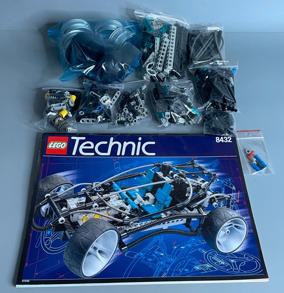 Lego Technic / Technik Auto (8432) mit Anleitung in München