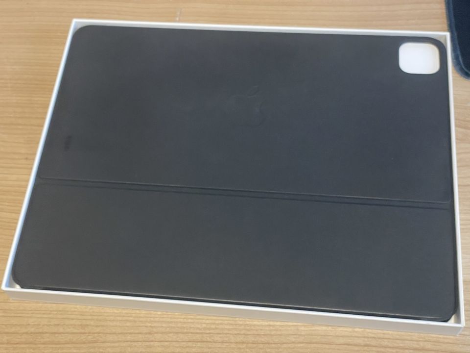 Apple Smart Keyboard Folio iPad Pro 12,9" 3. Gen - QWERTZ - OVP A in Friesoythe