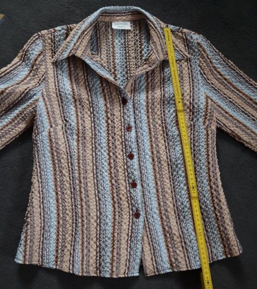 Knitter"-Bluse in Runkel