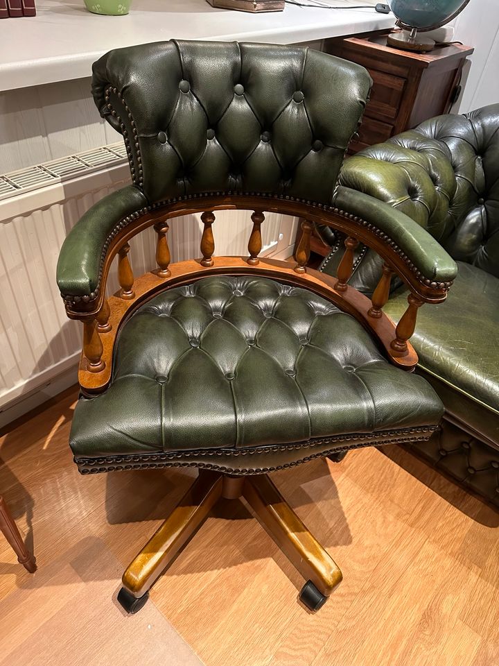 Original Chesterfield Schreibtischstuhl Captain‘s Chair in Bad Bederkesa