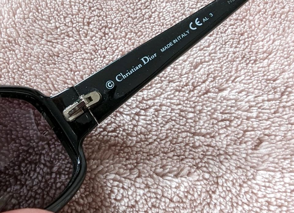 Dior Sonnenbrille Brille schwarz in Dessau-Roßlau