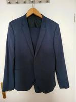 Klassischer H&m Anzug/Elegant/Abiball Sakko+Anzugshose Bayern - Aschaffenburg Vorschau