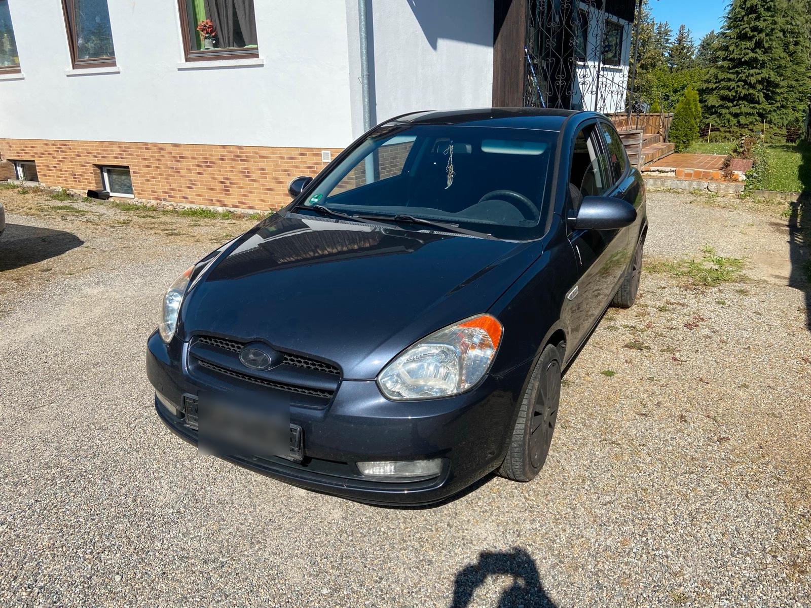Abbildung des Autos Hyundai Accent TÜV  8fac…