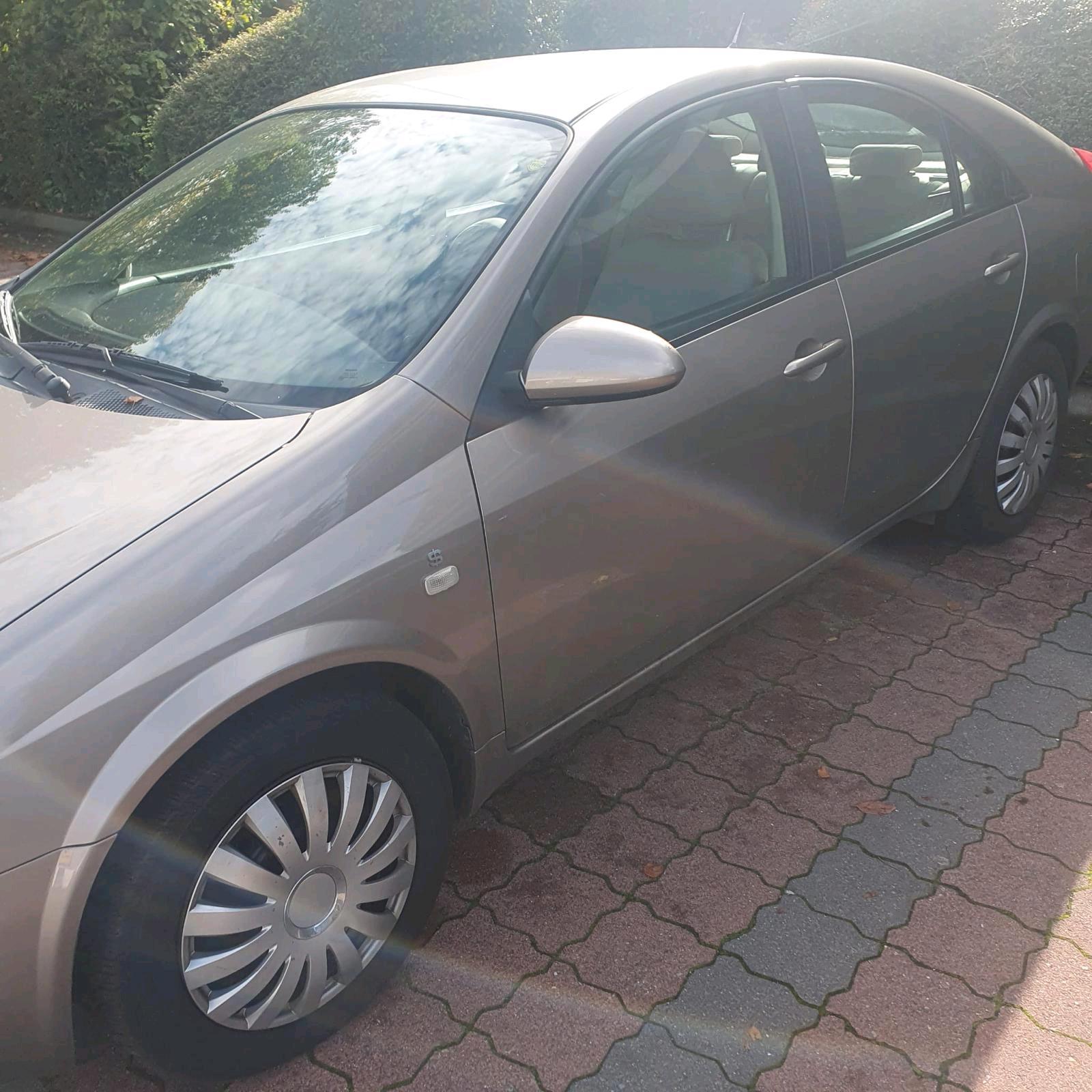 Abbildung des Autos Nissan primera