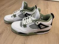 Nike Air Jordan 4 Seafoam/Oil Green US12/EU44.5 Bayern - Wehringen Vorschau