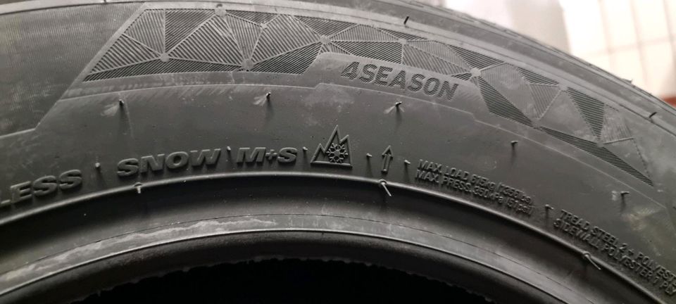 Allwetterreifen Ganzjahresreifen 195/65 R15 91H Kumho Solus neu in Lage