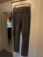 Jenas Peaces Only XL neuwertig grau schwarz Hose 42 Nordrhein-Westfalen - Goch Vorschau