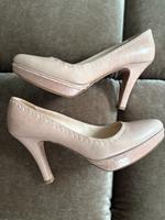Prada 39,5 Pumps soooo schön wie neu! Baden-Württemberg - Esslingen Vorschau