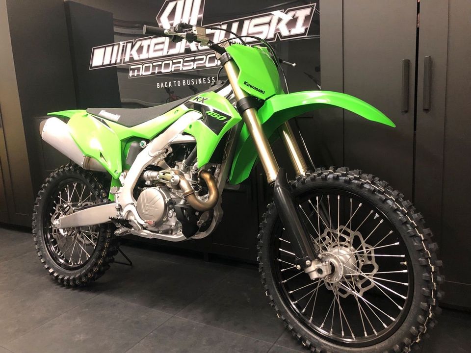 ABVERKAUF! KAWASAKI KX 450 F MODELL 2023 NEU! KXF KX-F am Lager! in Eicklingen