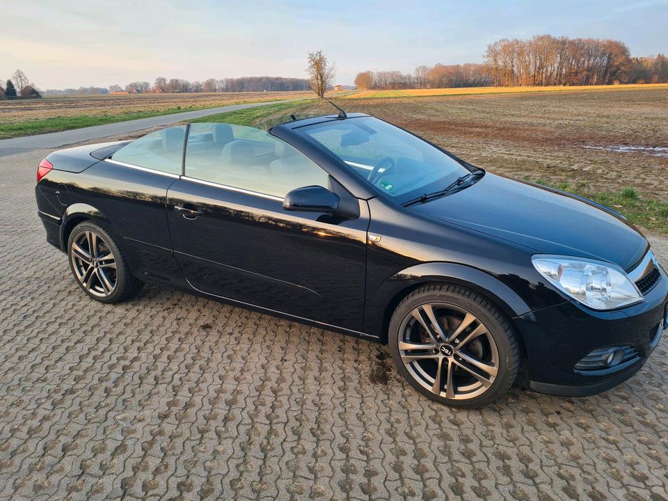 Opel Astra Twin Top in Bassum