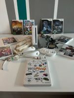 Nintendo Wii in weiß mit 9 Spielen und Zubehör Berlin - Wilmersdorf Vorschau