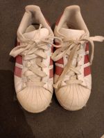 Adidas Turnschuhe Freizeitschuhe Sneaker Mädchen Gr. 36 Bayern - Geisenhausen Vorschau