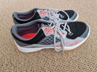 Turnschuhe/Sportschuhe/Hallenschuhe Gr. 40 "kaum getragen " Nordrhein-Westfalen - Wetter (Ruhr) Vorschau