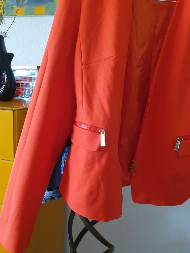 Pinko Kurz Blazer orange rot Gr36 (It46) in Eltville