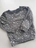 Warmer Pullover Sweater Sterne grau handmade 98 104 Bayern - Babensham Vorschau